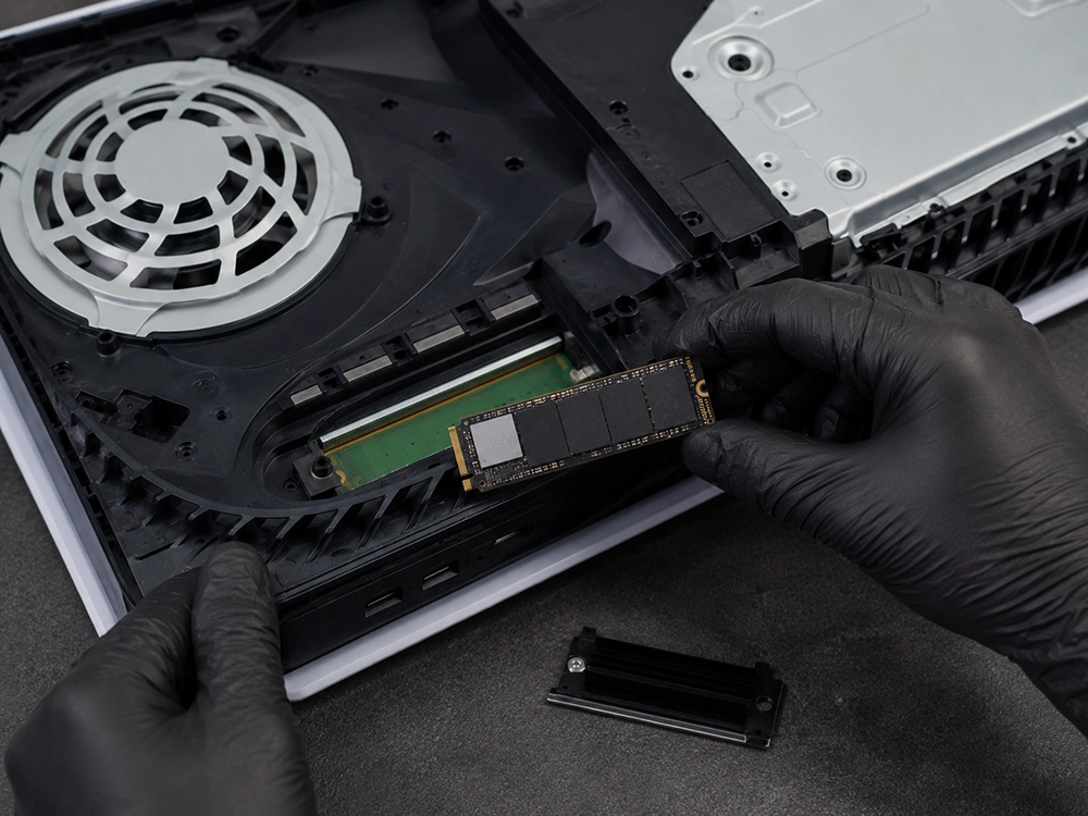 Ampliación de almacenamiento SSD de PS5 - Micro Computer